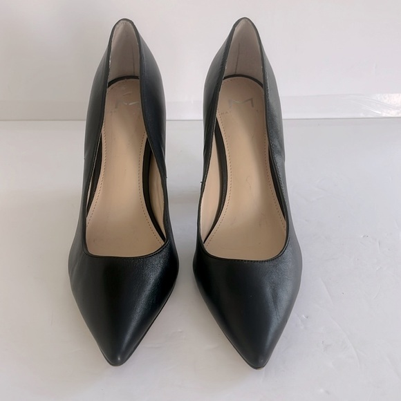 MARC FISHER $150 Women's Black LEATHER Chunky Block Heels Pumps Shoes Size 6 - Picture 5 of 8